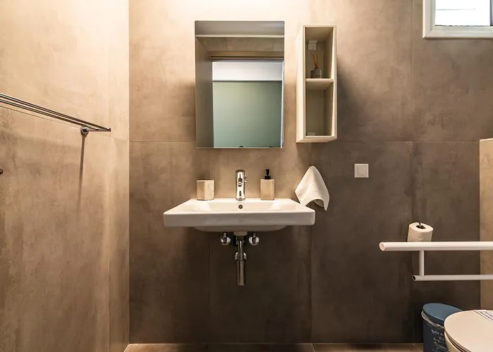 Dantis Place In Wheel Chair Accessible * Anabolu