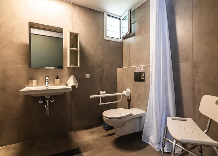 Daire Dantis Place In Wheel Chair Accessible *